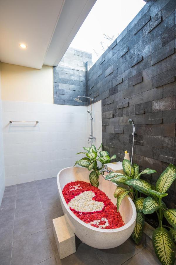 Villa Hitam Putih Legian Bali Seminyak  Ngoại thất bức ảnh