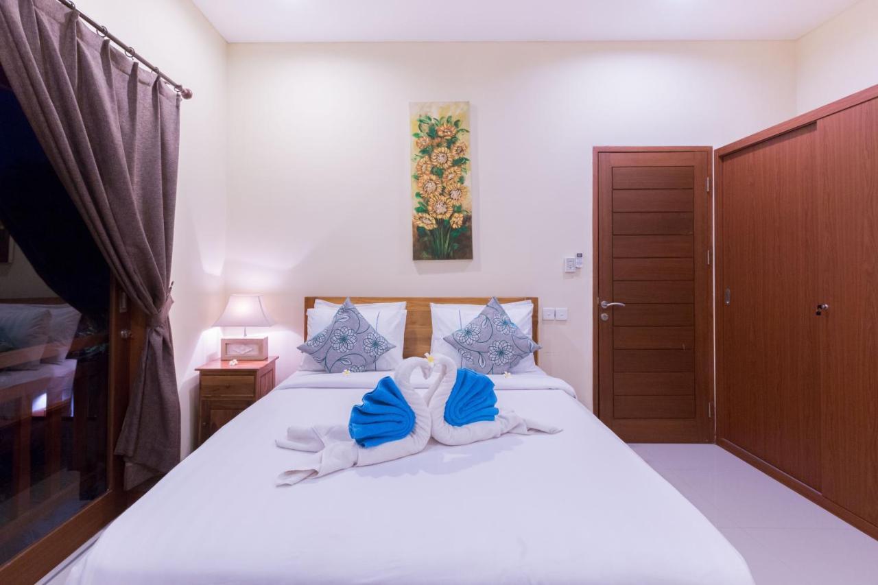 Villa Hitam Putih Legian Bali Seminyak  Ngoại thất bức ảnh